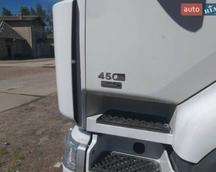 Белый Рено Премиум, объемом двигателя 10.8 л и пробегом 1 тыс. км за 8998 $, фото 5 на Automoto.ua