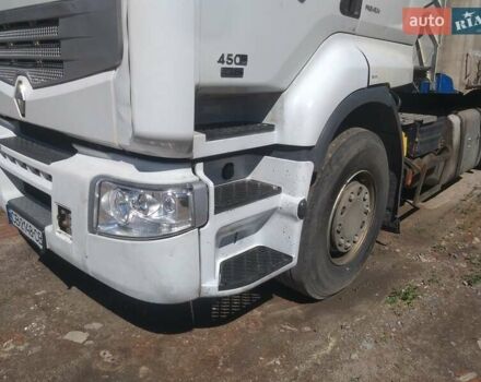 Белый Рено Премиум, объемом двигателя 10.8 л и пробегом 1 тыс. км за 8998 $, фото 2 на Automoto.ua