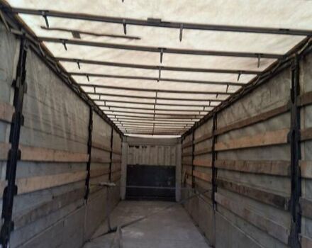 Белый Рено Премиум, объемом двигателя 10.8 л и пробегом 895 тыс. км за 9500 $, фото 8 на Automoto.ua