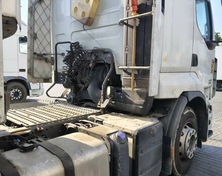 Білий Рено Преміум, об'ємом двигуна 0 л та пробігом 900 тис. км за 12000 $, фото 2 на Automoto.ua