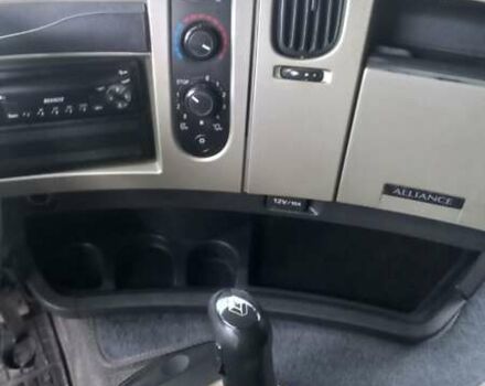 Белый Рено Премиум, объемом двигателя 10.8 л и пробегом 870 тыс. км за 12500 $, фото 11 на Automoto.ua