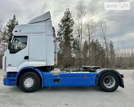 Белый Рено Премиум, объемом двигателя 10.85 л и пробегом 1 тыс. км за 12999 $, фото 1 на Automoto.ua