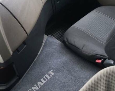 Белый Рено Премиум, объемом двигателя 10.8 л и пробегом 870 тыс. км за 12500 $, фото 10 на Automoto.ua