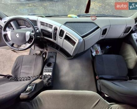 Белый Рено Премиум, объемом двигателя 10.8 л и пробегом 937 тыс. км за 11000 $, фото 6 на Automoto.ua