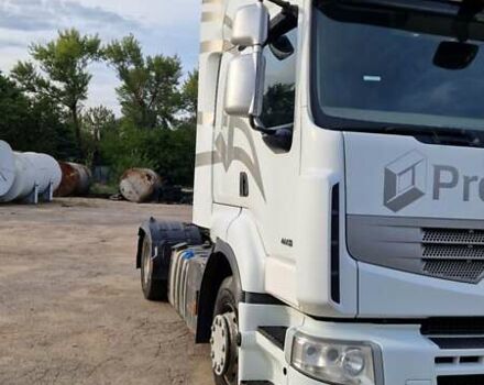 Білий Рено Преміум, об'ємом двигуна 10.84 л та пробігом 990 тис. км за 12500 $, фото 1 на Automoto.ua