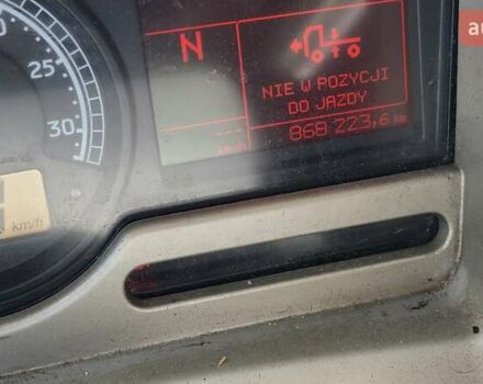 Белый Рено Премиум, объемом двигателя 10.84 л и пробегом 868 тыс. км за 15000 $, фото 9 на Automoto.ua