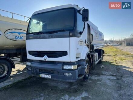 Белый Рено Премиум, объемом двигателя 11.1 л и пробегом 722 тыс. км за 12990 $, фото 1 на Automoto.ua