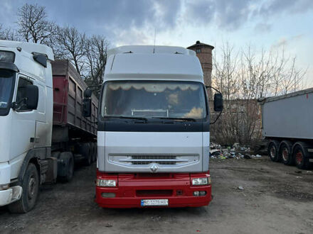 Белый Рено Премиум, объемом двигателя 11.1 л и пробегом 999 тыс. км за 4899 $, фото 1 на Automoto.ua