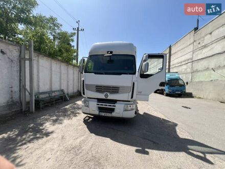 Белый Рено Премиум, объемом двигателя 10.8 л и пробегом 1 тыс. км за 12000 $, фото 1 на Automoto.ua