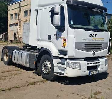 Белый Рено Премиум, объемом двигателя 10.84 л и пробегом 718 тыс. км за 13600 $, фото 1 на Automoto.ua