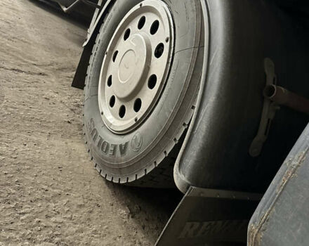 Красный Рено Премиум, объемом двигателя 13 л и пробегом 800 тыс. км за 13000 $, фото 8 на Automoto.ua