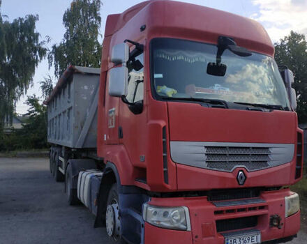 Красный Рено Премиум, объемом двигателя 10.8 л и пробегом 930 тыс. км за 19900 $, фото 5 на Automoto.ua