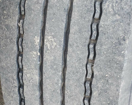 Красный Рено Премиум, объемом двигателя 10.8 л и пробегом 930 тыс. км за 19900 $, фото 7 на Automoto.ua