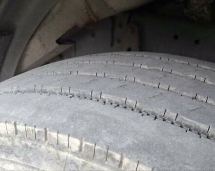 Рено Премиум 2006 в Львове на Automoto.ua Красный Рено Премиум, объемом двигателя 10.84 л и пробегом 1 тыс. км за 12000 $, фото 8 на Automoto.ua