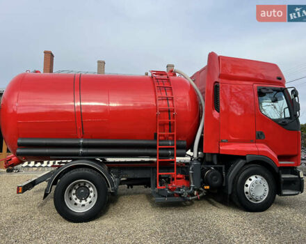 Красный Рено Премиум, объемом двигателя 11.1 л и пробегом 950 тыс. км за 18900 $, фото 12 на Automoto.ua