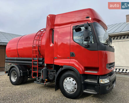 Красный Рено Премиум, объемом двигателя 11.1 л и пробегом 950 тыс. км за 18900 $, фото 9 на Automoto.ua