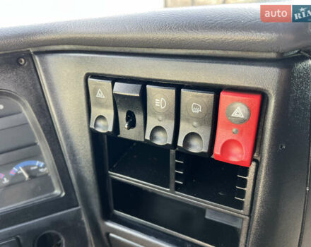 Красный Рено Премиум, объемом двигателя 11.1 л и пробегом 950 тыс. км за 20900 $, фото 52 на Automoto.ua