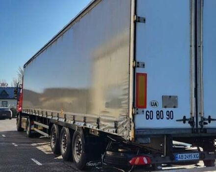 Красный Рено Премиум, объемом двигателя 10.84 л и пробегом 996 тыс. км за 6300 $, фото 12 на Automoto.ua