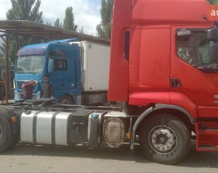 Красный Рено Премиум, объемом двигателя 10.84 л и пробегом 1 тыс. км за 7000 $, фото 4 на Automoto.ua