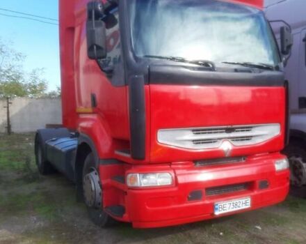 Красный Рено Премиум, объемом двигателя 11.12 л и пробегом 717 тыс. км за 6500 $, фото 1 на Automoto.ua