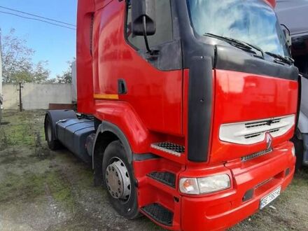 Красный Рено Премиум, объемом двигателя 11.12 л и пробегом 730 тыс. км за 5000 $, фото 1 на Automoto.ua