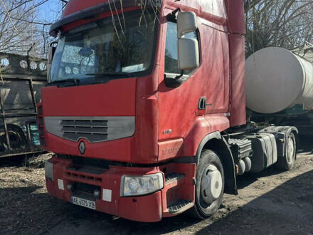 Красный Рено Премиум, объемом двигателя 10.84 л и пробегом 1 тыс. км за 9000 $, фото 1 на Automoto.ua