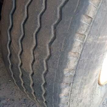 Рено Премиум, объемом двигателя 11.1 л и пробегом 108 тыс. км за 6000 $, фото 10 на Automoto.ua