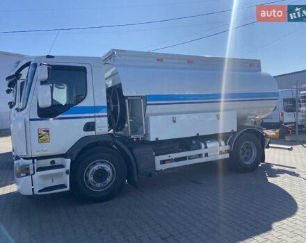 Рено Премиум, объемом двигателя 0 л и пробегом 258 тыс. км за 59000 $, фото 2 на Automoto.ua
