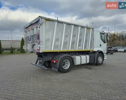 Рено Преміум, об'ємом двигуна 0 л та пробігом 795 тис. км за 30887 $, фото 10 на Automoto.ua