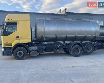 Рено Премиум, объемом двигателя 11.1 л и пробегом 1000 тыс. км за 12000 $, фото 2 на Automoto.ua