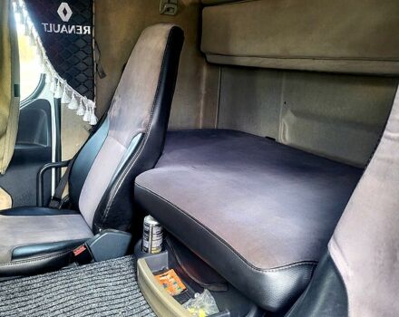 Рено Премиум, объемом двигателя 11 л и пробегом 940 тыс. км за 8000 $, фото 6 на Automoto.ua