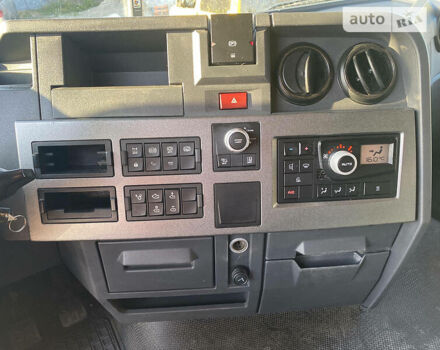 Рено Премиум, объемом двигателя 0 л и пробегом 950 тыс. км за 33500 $, фото 5 на Automoto.ua