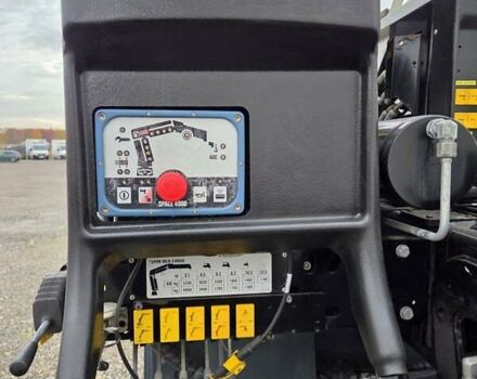 Рено Преміум, об'ємом двигуна 0 л та пробігом 378 тис. км за 85987 $, фото 10 на Automoto.ua