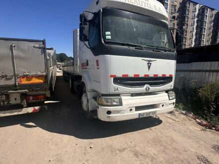 Рено Преміум, об'ємом двигуна 0 л та пробігом 990 тис. км за 3200 $, фото 1 на Automoto.ua