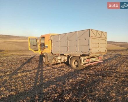 Желтый Рено Премиум, объемом двигателя 11.1 л и пробегом 800 тыс. км за 12000 $, фото 1 на Automoto.ua