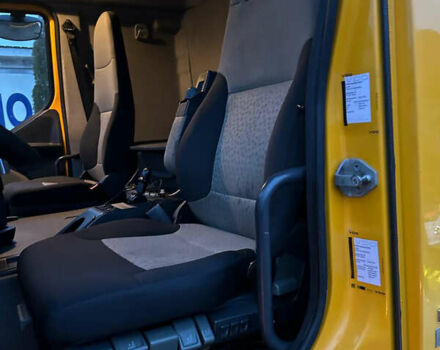 Желтый Рено Премиум, объемом двигателя 10.8 л и пробегом 259 тыс. км за 48444 $, фото 25 на Automoto.ua