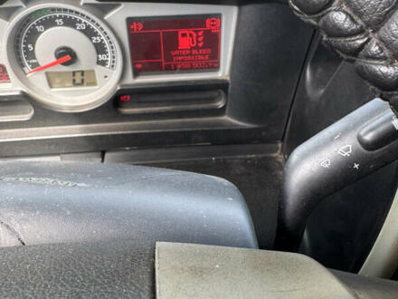 Рено Преміум 2006 у Сумах на Automoto.ua Жовтий Рено Преміум, об'ємом двигуна 0 л та пробігом 1 тис. км за 6200 $, фото 1 на Automoto.ua
