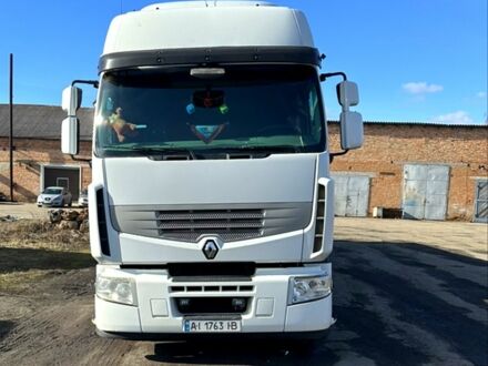 Серый Рено Премиум, объемом двигателя 11 л и пробегом 800 тыс. км за 12100 $, фото 1 на Automoto.ua