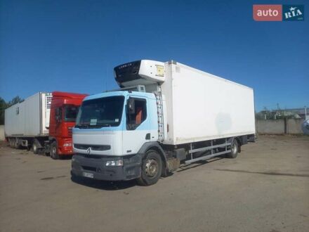 Рено Премиум 2005 в Львове на Automoto.ua Синий Рено Премиум, объемом двигателя 6.2 л и пробегом 1 тыс. км за 13400 $, фото 1 на Automoto.ua