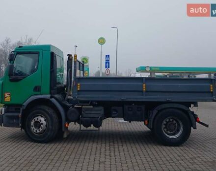 Зеленый Рено Премиум, объемом двигателя 10.84 л и пробегом 640 тыс. км за 31500 $, фото 2 на Automoto.ua