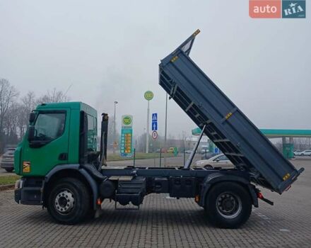 Зеленый Рено Премиум, объемом двигателя 10.84 л и пробегом 640 тыс. км за 31500 $, фото 5 на Automoto.ua