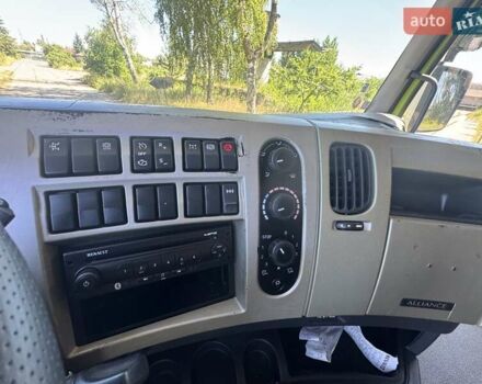 Зеленый Рено Премиум, объемом двигателя 10.85 л и пробегом 794 тыс. км за 17500 $, фото 46 на Automoto.ua