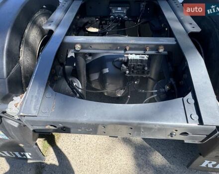 Зеленый Рено Премиум, объемом двигателя 10.85 л и пробегом 794 тыс. км за 17500 $, фото 35 на Automoto.ua