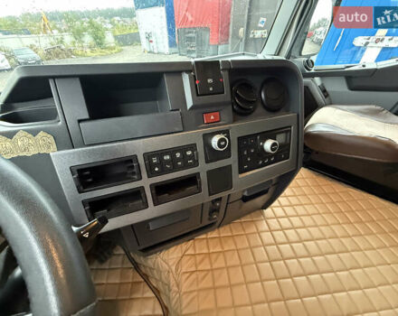Белый Рено Range T, объемом двигателя 10.8 л и пробегом 750 тыс. км за 19999 $, фото 32 на Automoto.ua