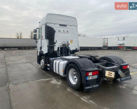 Білий Рено Range T, об'ємом двигуна 0 л та пробігом 687 тис. км за 26157 $, фото 4 на Automoto.ua