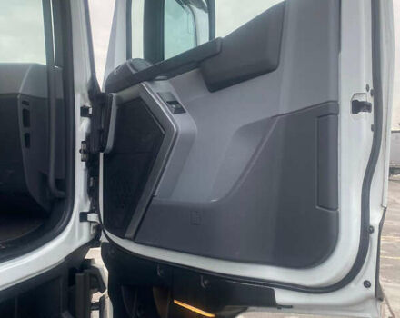 Білий Рено Range T, об'ємом двигуна 0 л та пробігом 687 тис. км за 26157 $, фото 14 на Automoto.ua