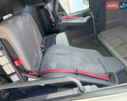 Белый Рено Range T, объемом двигателя 10.8 л и пробегом 850 тыс. км за 20500 $, фото 9 на Automoto.ua