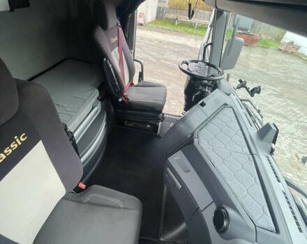 Белый Рено Range T, объемом двигателя 12.9 л и пробегом 750 тыс. км за 29450 $, фото 34 на Automoto.ua