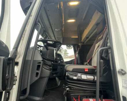 Белый Рено Range T, объемом двигателя 12.9 л и пробегом 750 тыс. км за 29450 $, фото 29 на Automoto.ua