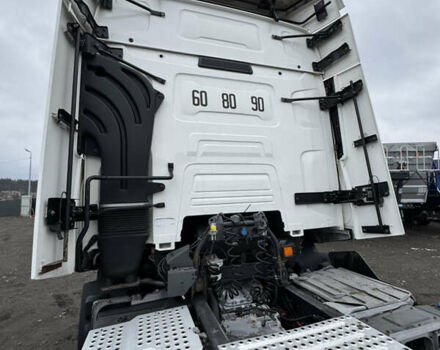Белый Рено Range T, объемом двигателя 11 л и пробегом 800 тыс. км за 17500 $, фото 13 на Automoto.ua